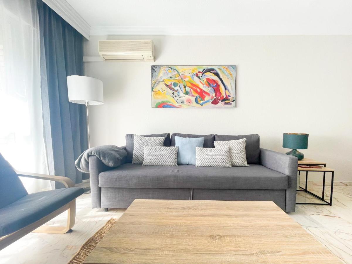 Holidays2Malaga Tomas De Echeverria 150 Mts To Beach & High Speed Wifi & Parking Apartment Bagian luar foto