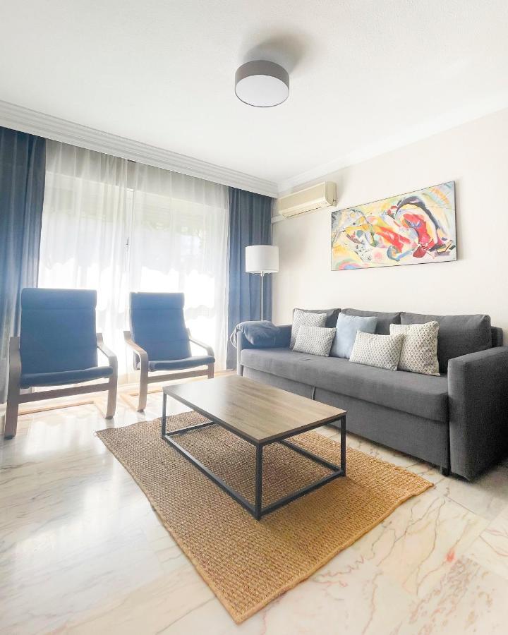 Holidays2Malaga Tomas De Echeverria 150 Mts To Beach & High Speed Wifi & Parking Apartment Bagian luar foto