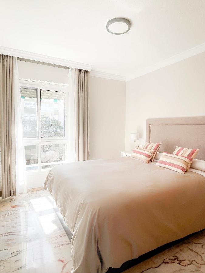 Holidays2Malaga Tomas De Echeverria 150 Mts To Beach & High Speed Wifi & Parking Apartment Bagian luar foto