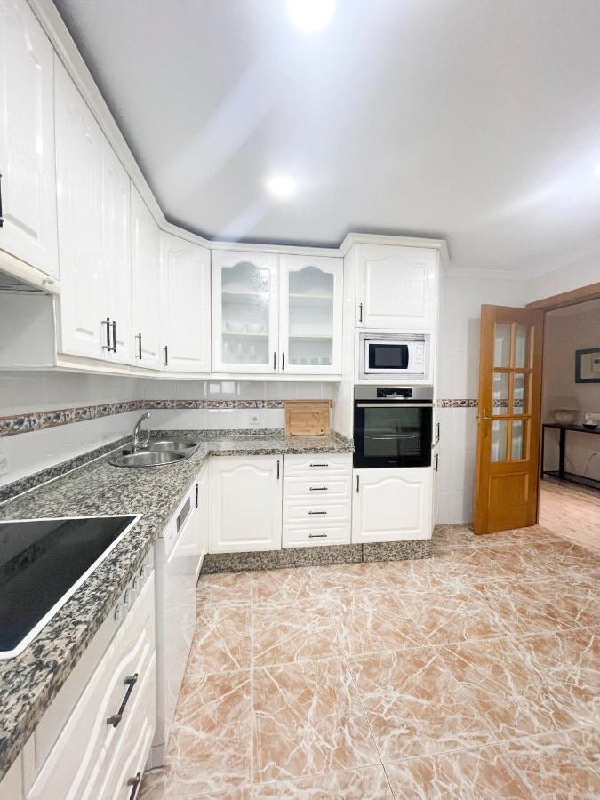 Holidays2Malaga Tomas De Echeverria 150 Mts To Beach & High Speed Wifi & Parking Apartment Bagian luar foto